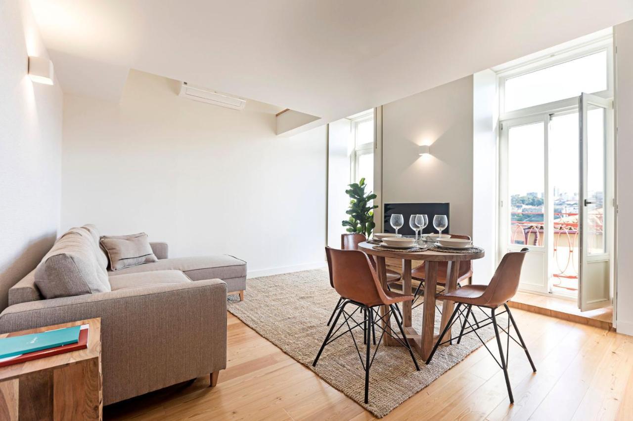 Stunning Duplex Near River By Lovelystay Porto Zewnętrze zdjęcie